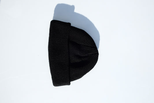 BLACK BEANIE